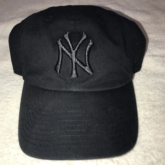 '47 Brand's "MLB New York Yankees" Adjustable Black Baseball Cap - Picture 16 of 16